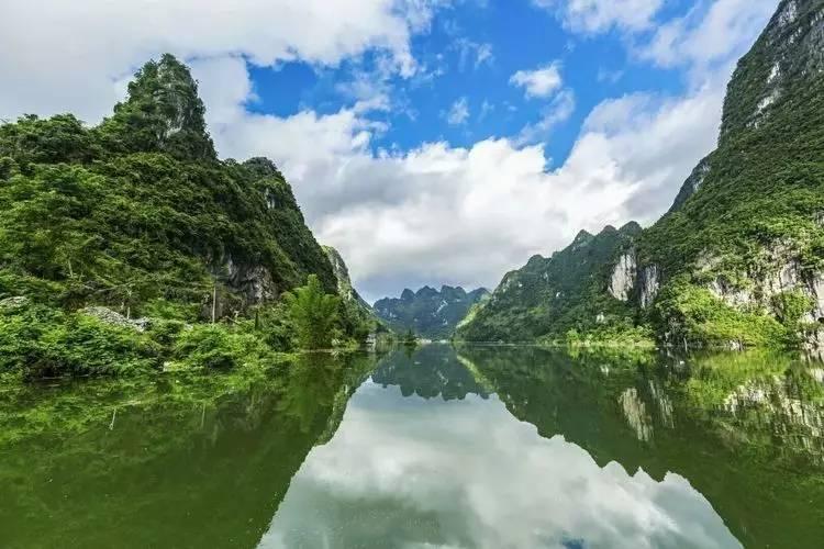 你的父母给你进行过性教育吗？是怎么做的？游戏画面